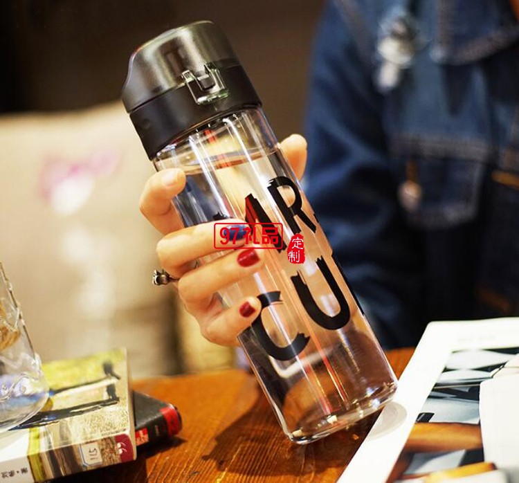 創(chuàng)意塑料水杯 運動水壺 便攜學生水杯 隨手杯