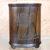 學校慶典商務(wù)禮品 紅木筆筒 河南財經(jīng)政治大學定制案例